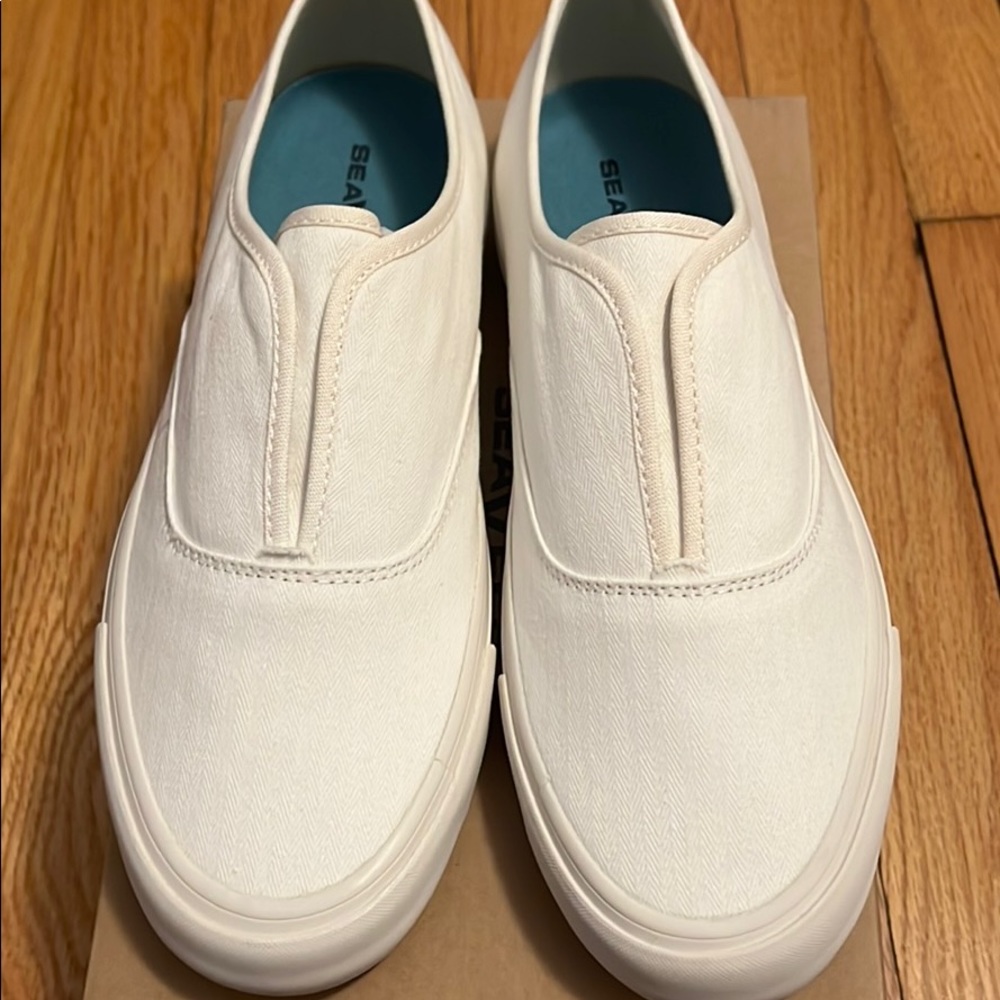 SeaVees Sunset Strip White Canvas Sneaker Women9.5